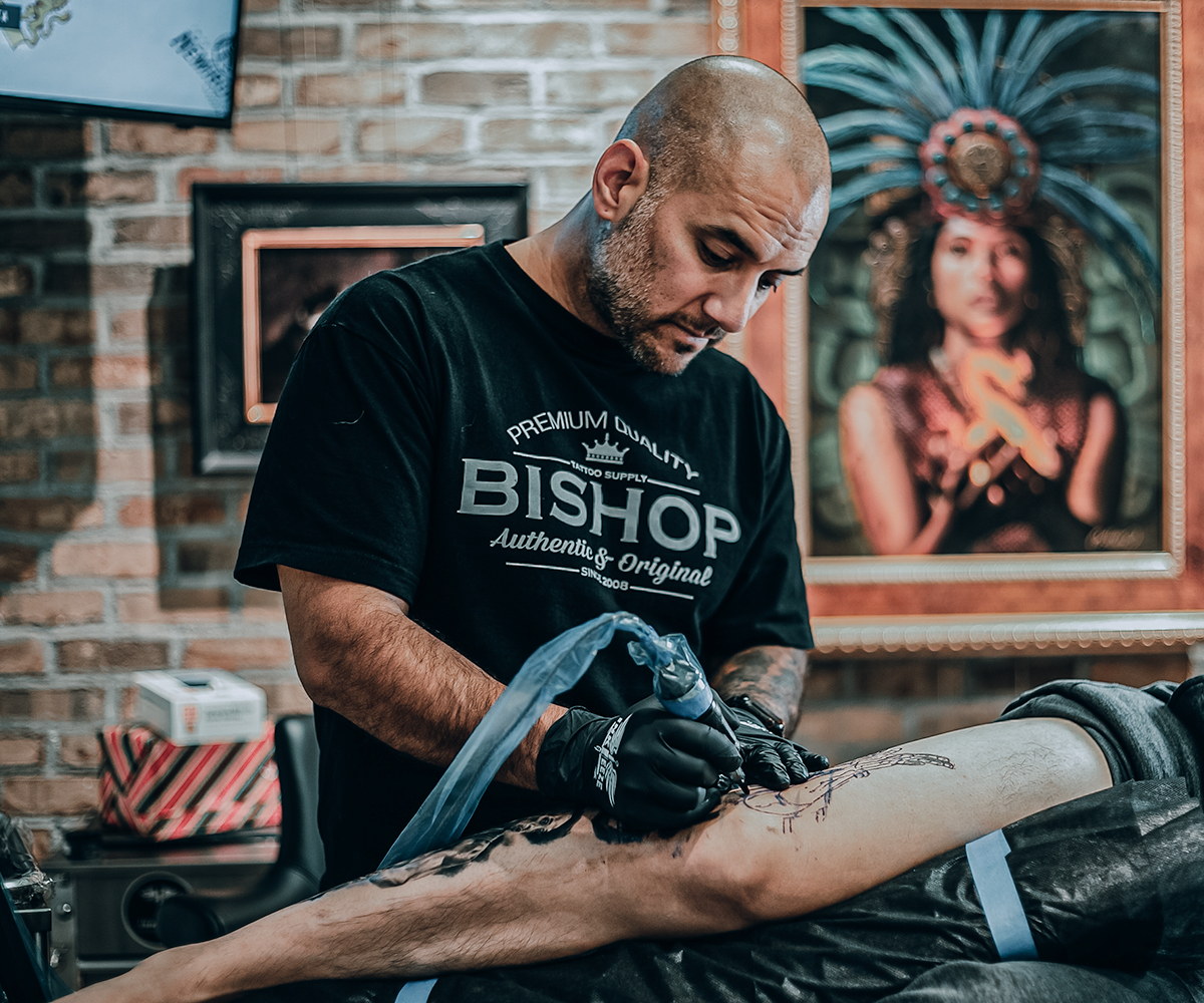 Bishop Tattoo Gold - Bishop Tattoo Machine Logo - Free Transparent PNG  Download - PNGkey